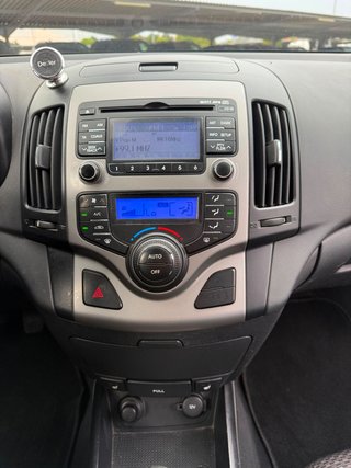 Hyundai i30 1.6 CRDi VGT 115 Style Sport