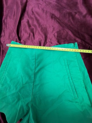 Pantaloncini Zara Verdi Taglia S