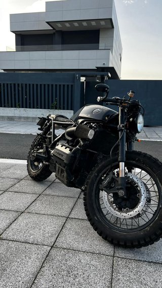 BMW K75 Scrambler Negra Homologada