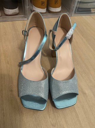 Zapatos de tacón azules