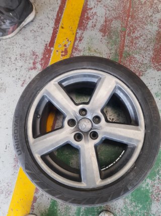 Llanta Audi Uniroyal RainSport 5 225/45 R17