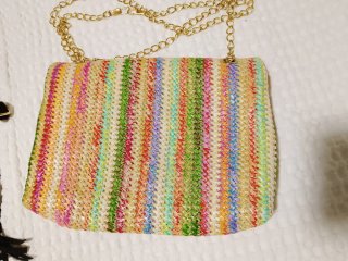 Lote 2 bolsos: negro y multicolor