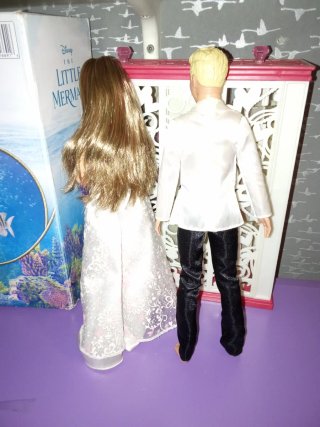 Pareja Barbie Novios Vestido Blanco y Traje