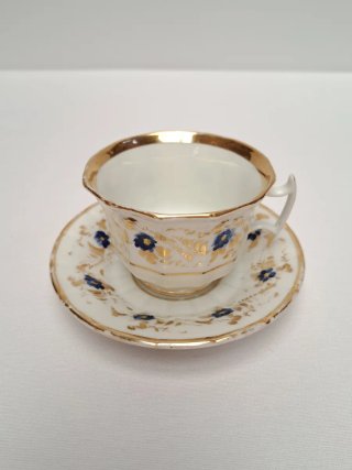 Taza de té y platillo. Pasajes. S.XIX
