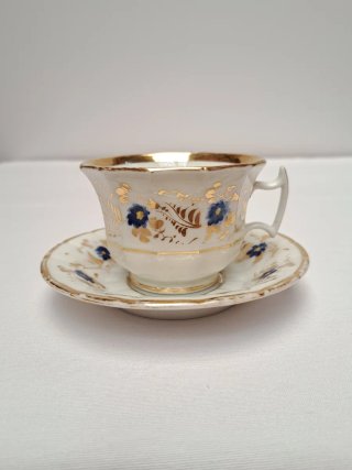Taza de té y platillo. Pasajes. S.XIX