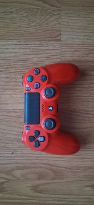 Ps4 Slim + 4 mandos