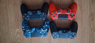 Ps4 Slim + 4 mandos
