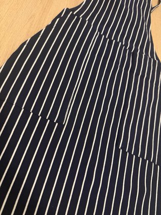Vestido azul y blanco con rayas