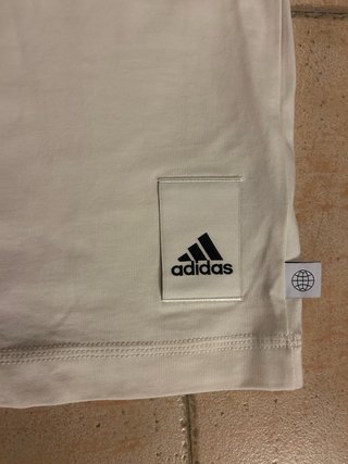 Camiseta Adidas Beige