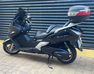 Honda Silver Wing 600 impecable