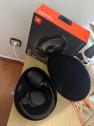 Cascos Inalámbricos JBL Tour One Negros