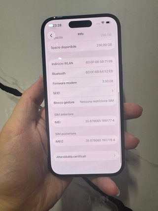 iPhone 15 256GB Nero