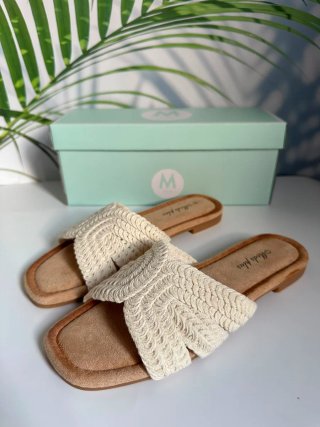 Sandalias número 40