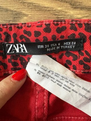 Pantalones Zara Estampado Leopardo Rojo