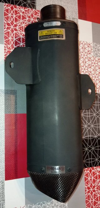 Silenciador Akrapovic Hexagonal Slip-On