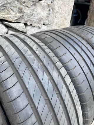 Ruedas Michelin y Continental 205/45R17