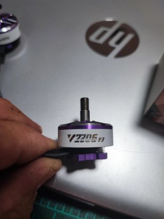 3 Motores T-Hobby Velox 2306 V3 1750kv