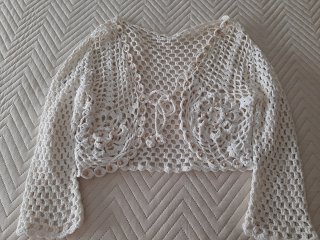 Chaqueta Crochet Blanca Perlas