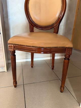 Mesa ovalada madera maciza + 4 sillas