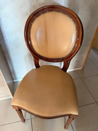 Mesa ovalada madera maciza + 4 sillas