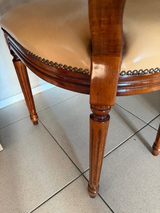 Mesa ovalada madera maciza + 4 sillas