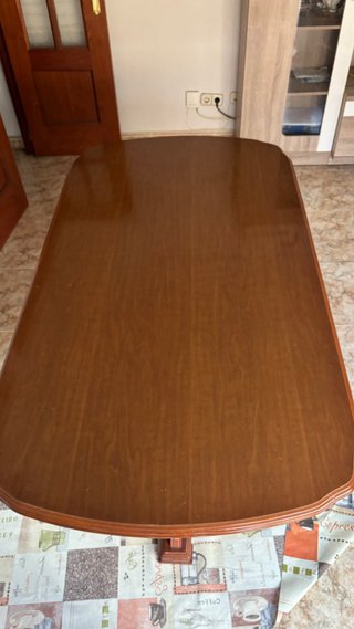 Mesa extensible de comedor de madera