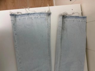 Pantalones vaqueros anchos desgastados