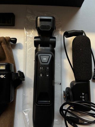 Cámara Digital 4K con Micrófono y Trípode