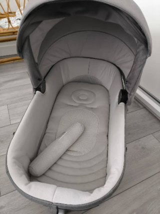 Inglesina Aptica Capazo + Silla + Soporte