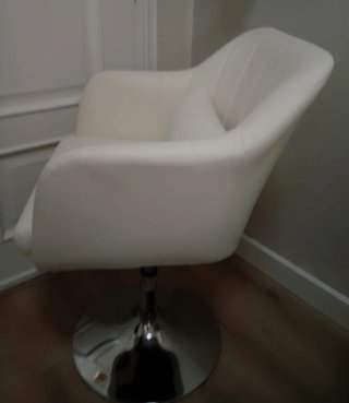 Butaca HOMCOM blanca giratoria ajustable