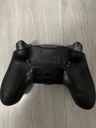 Nacon REVOLUTION 5 Pro PS5/PS4/PC 009123
