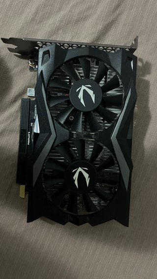 Zotac GeForce GTX 1650 4GB Tarjeta Gráfica