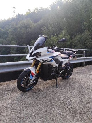 BMW S1000 XR 2025