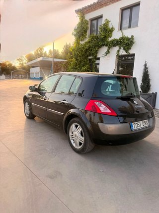 Renault Megane impecable 1.9 dci con 130cv