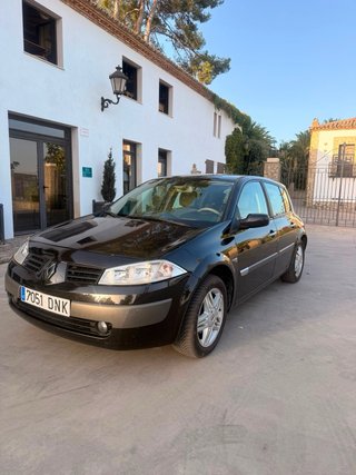 Renault Megane impecable 1.9 dci con 130cv