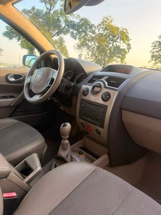 Renault Megane impecable 1.9 dci con 130cv