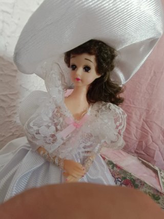 Muñeca musical vintage