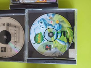 PlayStation 1, más cables + 3 juegos