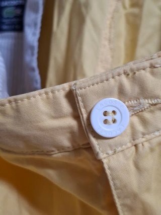 Pantalones Chinos Algodón Lacoste Amarillos