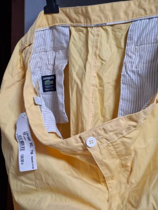 Pantalones Chinos Algodón Lacoste Amarillos