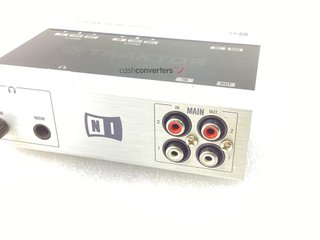 mesa mezclas native instruments traktor audio 6