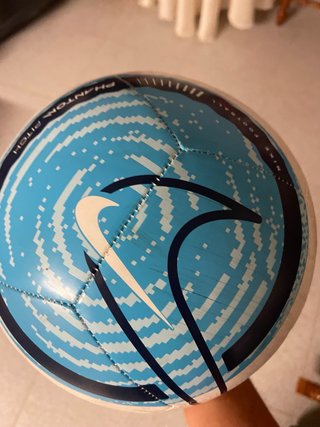 Balón Nike Phantom Pitch Football