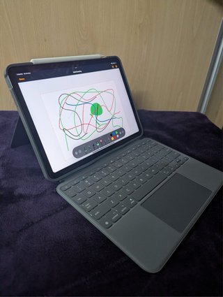 iPad Air M2 11" 128GB + Apple Pencil Pro + keybo