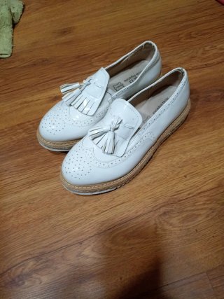 Zapatos charol blancos mujer
