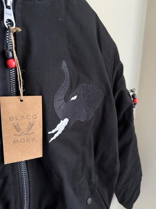 Chaqueta bomber negra GRIMEY x Blacq Möka