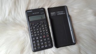 Calculadora Científica Casio FX-82MS