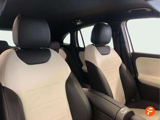 Mercedes-Benz GLA GLA 200 D