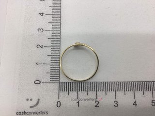 anillo oro 18k con piedra con circonita