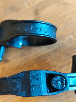 Abrazaderas Zefal XL para bomba inflador