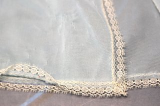 Ropa original Clania (Sirenita). Camisón y bata gasa azul.
